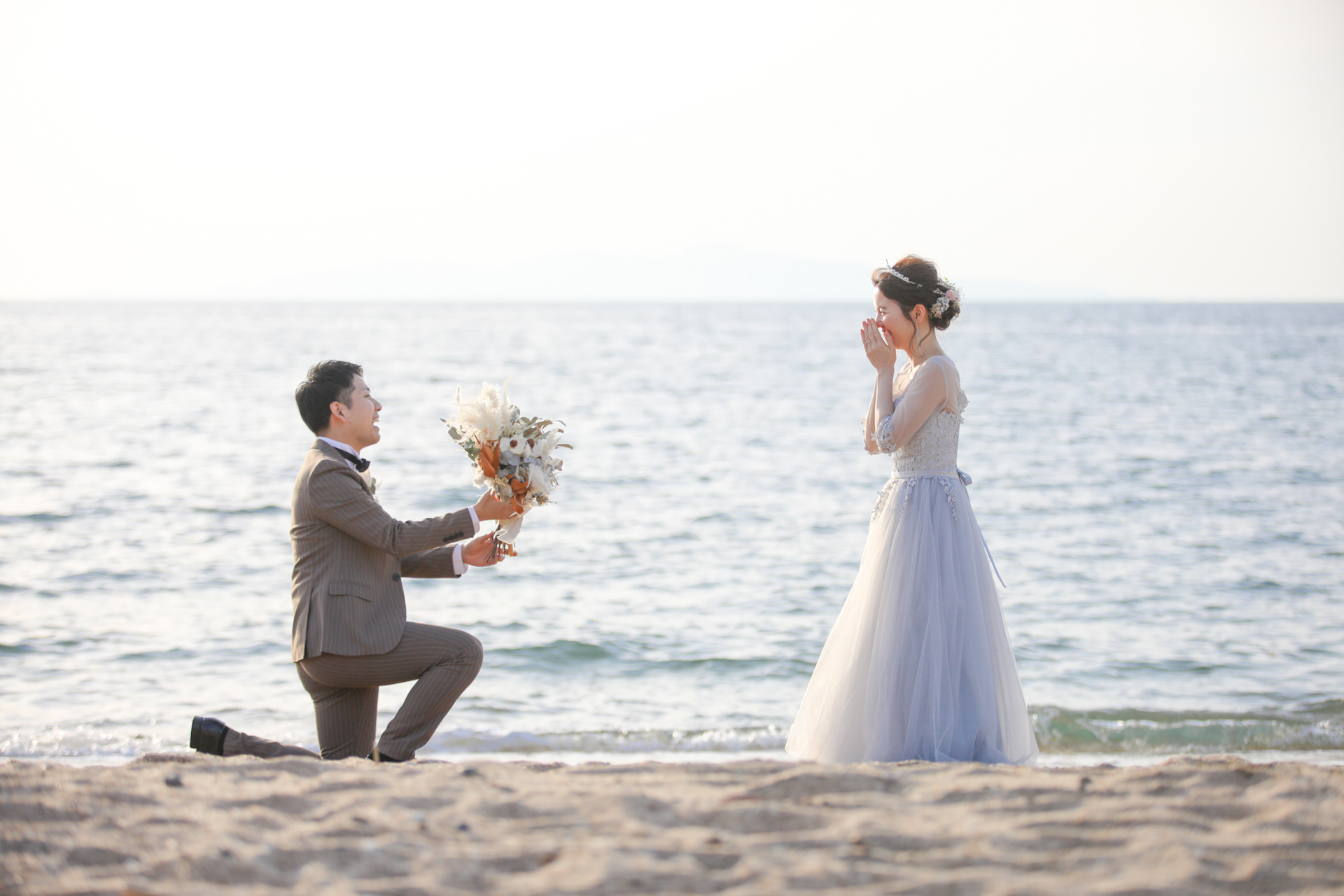 サンセットフォトウエディング 夕日がきれいな海岸でのロケーション撮影 撮影ルポ Tabi Photo Wedding