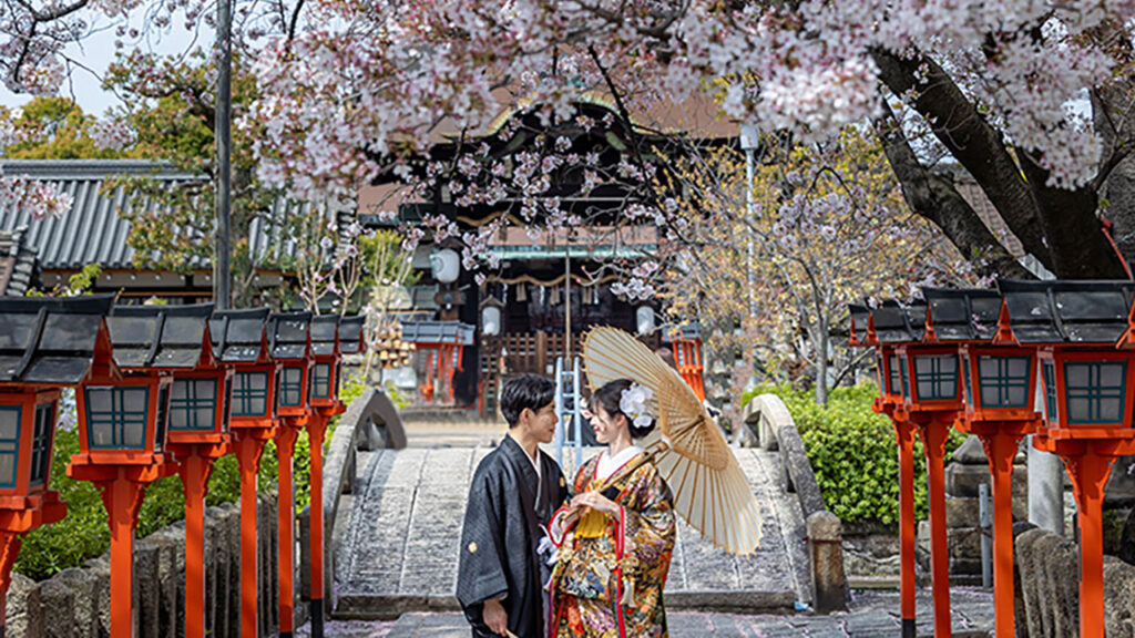 六孫王神社