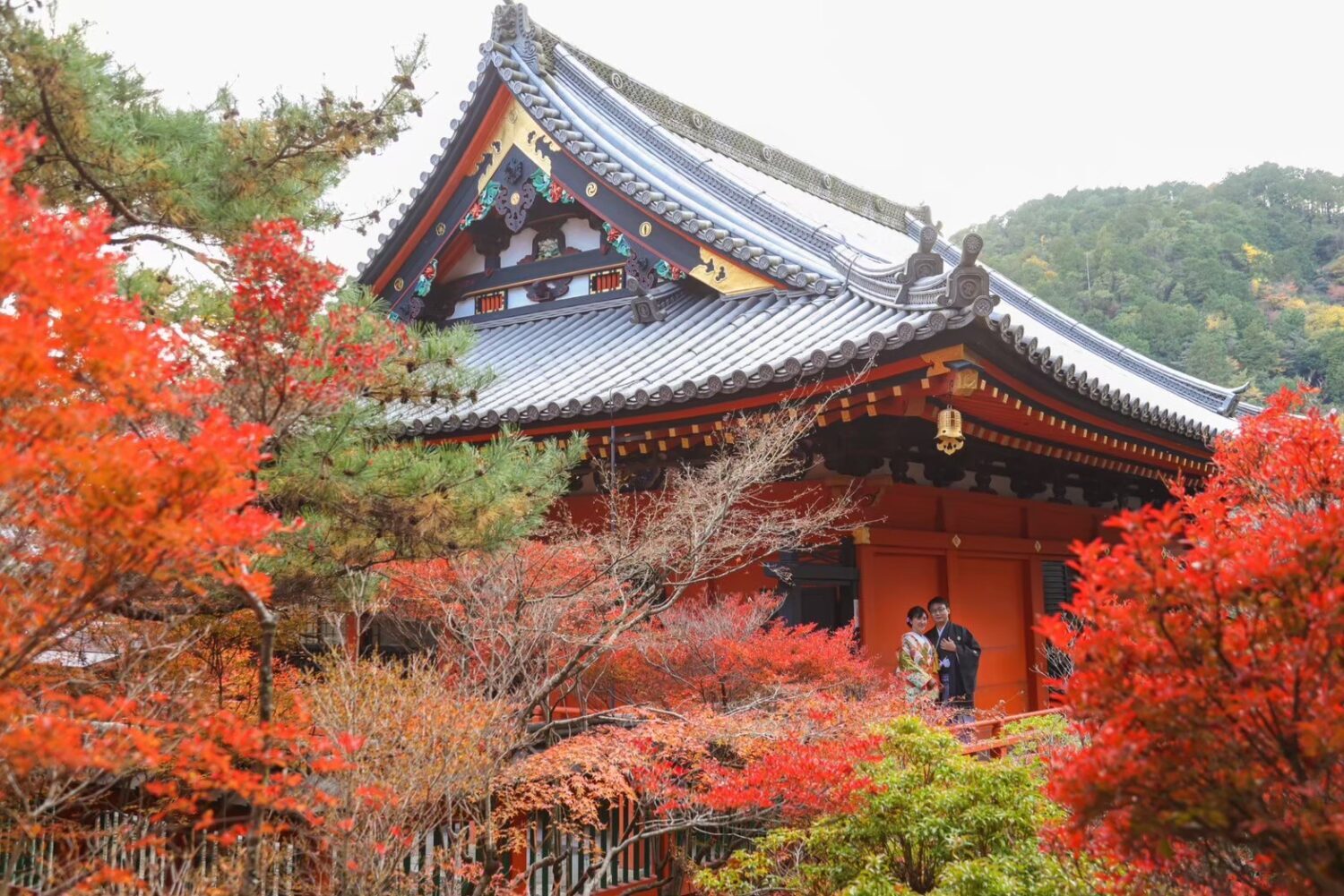 毘沙門堂｜京都紅葉フォトウェディング｜おすすめ人気ロケ地特集