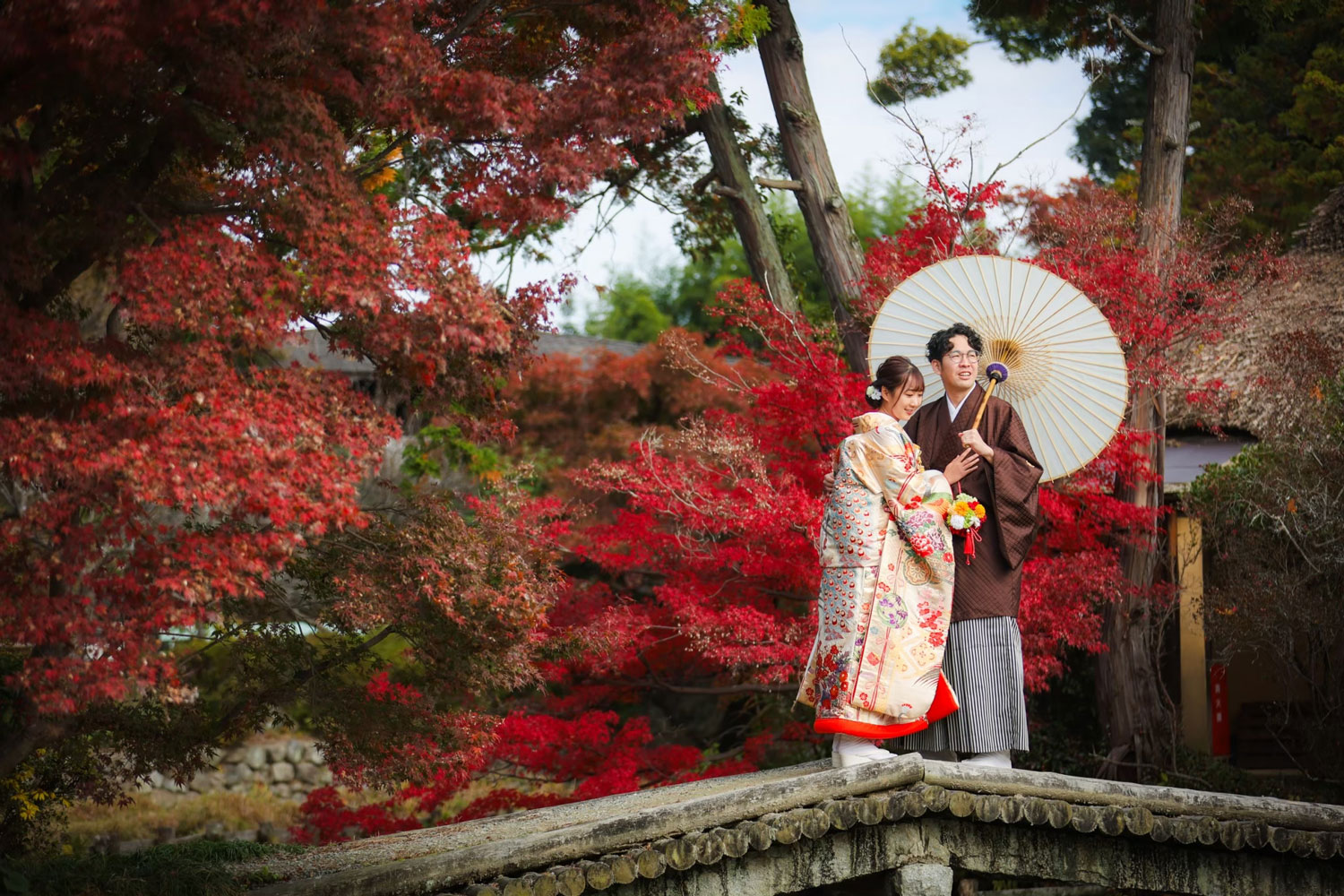 梅宮大社｜京都紅葉フォトウェディング｜おすすめ人気ロケ地特集